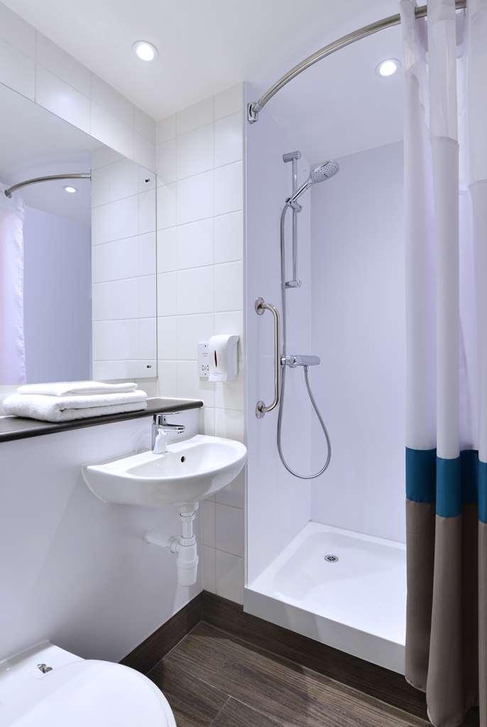 Travelodge London Covent Garden Buitenkant foto
