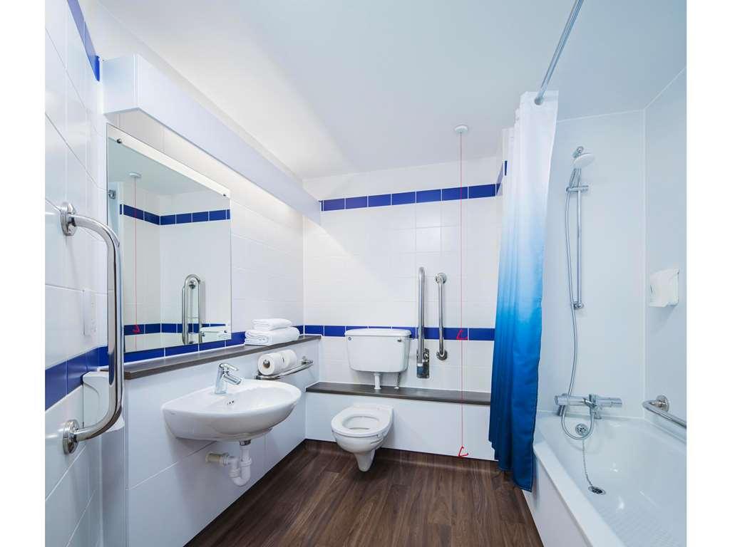 Travelodge London Covent Garden Buitenkant foto